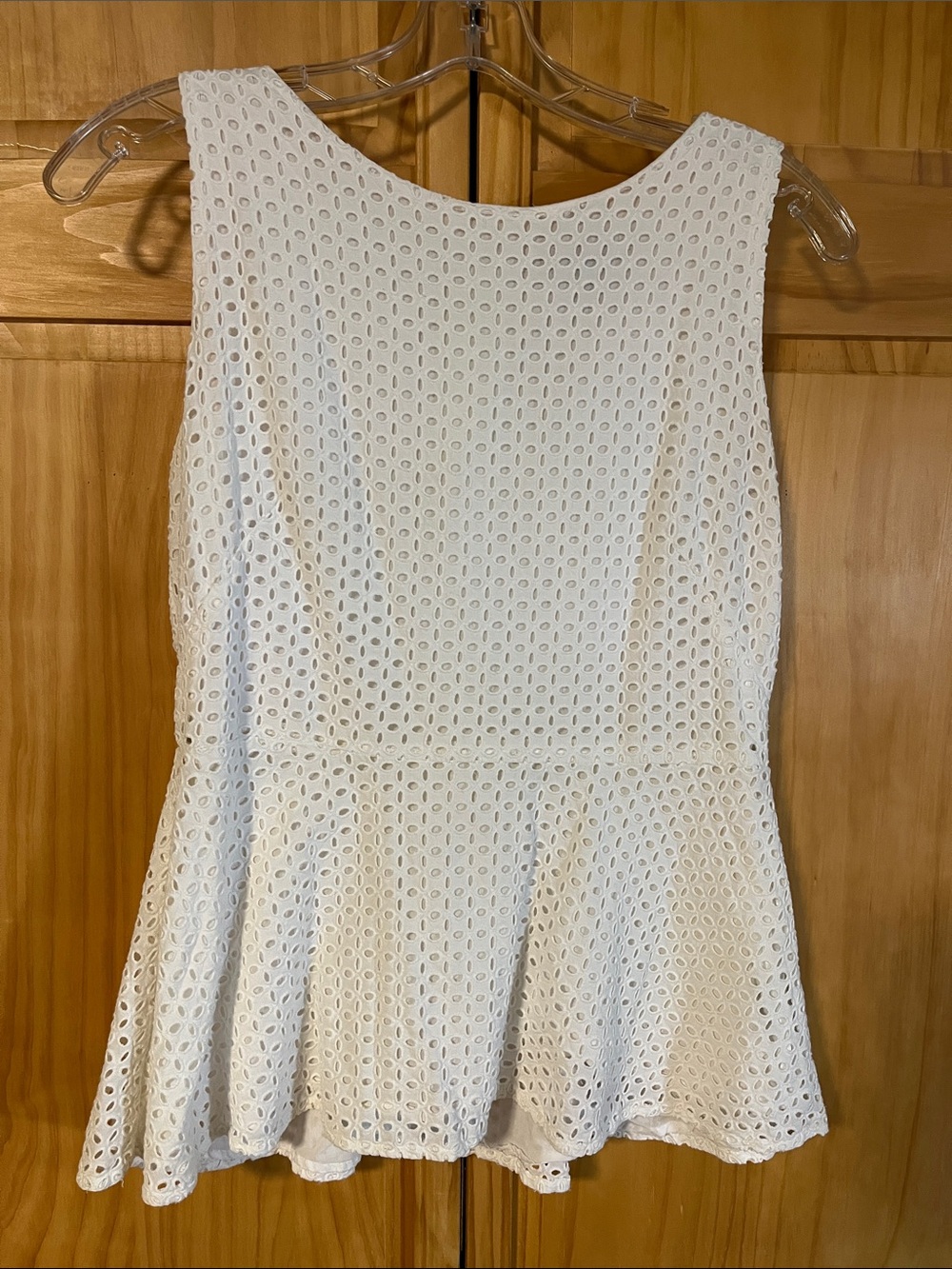 Banana Republic White Eyelet Peplum Sleeveless Tunic